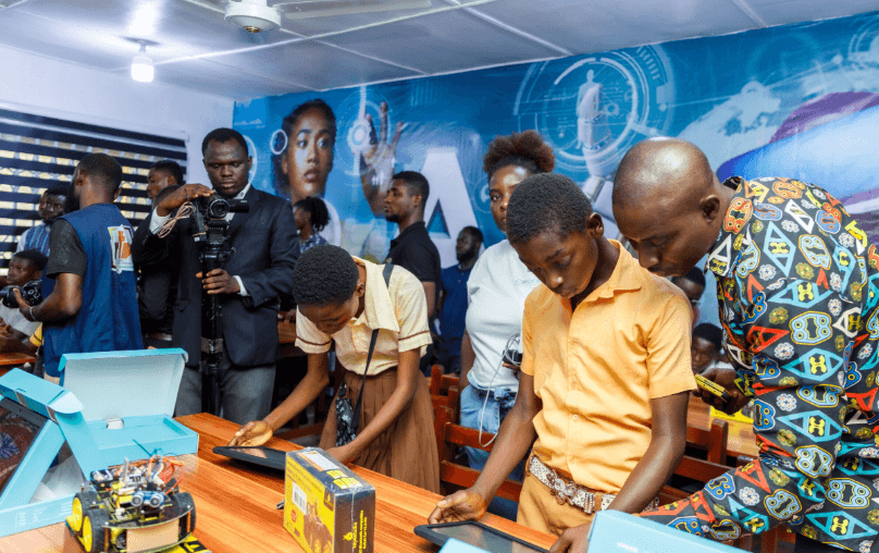 AI Labs in Schools